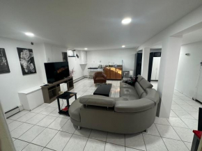 Cozy Spacious Guest Suite